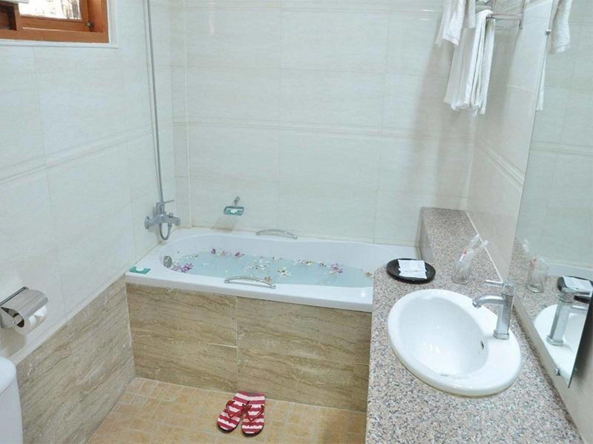באגאן Green Land Motel מראה חיצוני תמונה